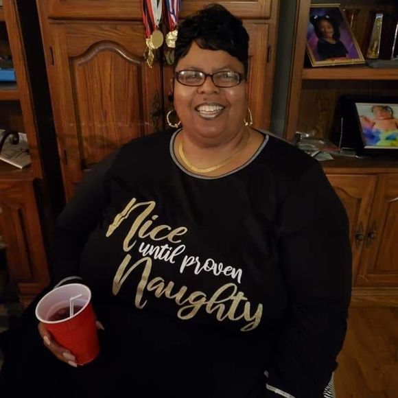 Meet your Posher, Robin - Picture 1 of 1